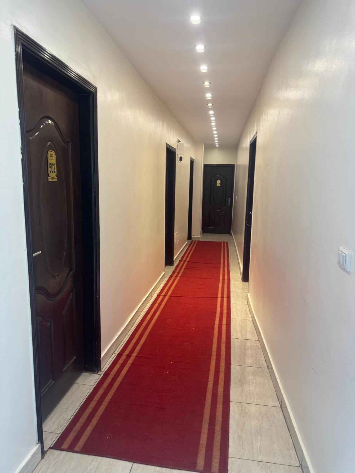 Pyramids And Sphinx Hotel Kafret el-Gabal Exterior foto