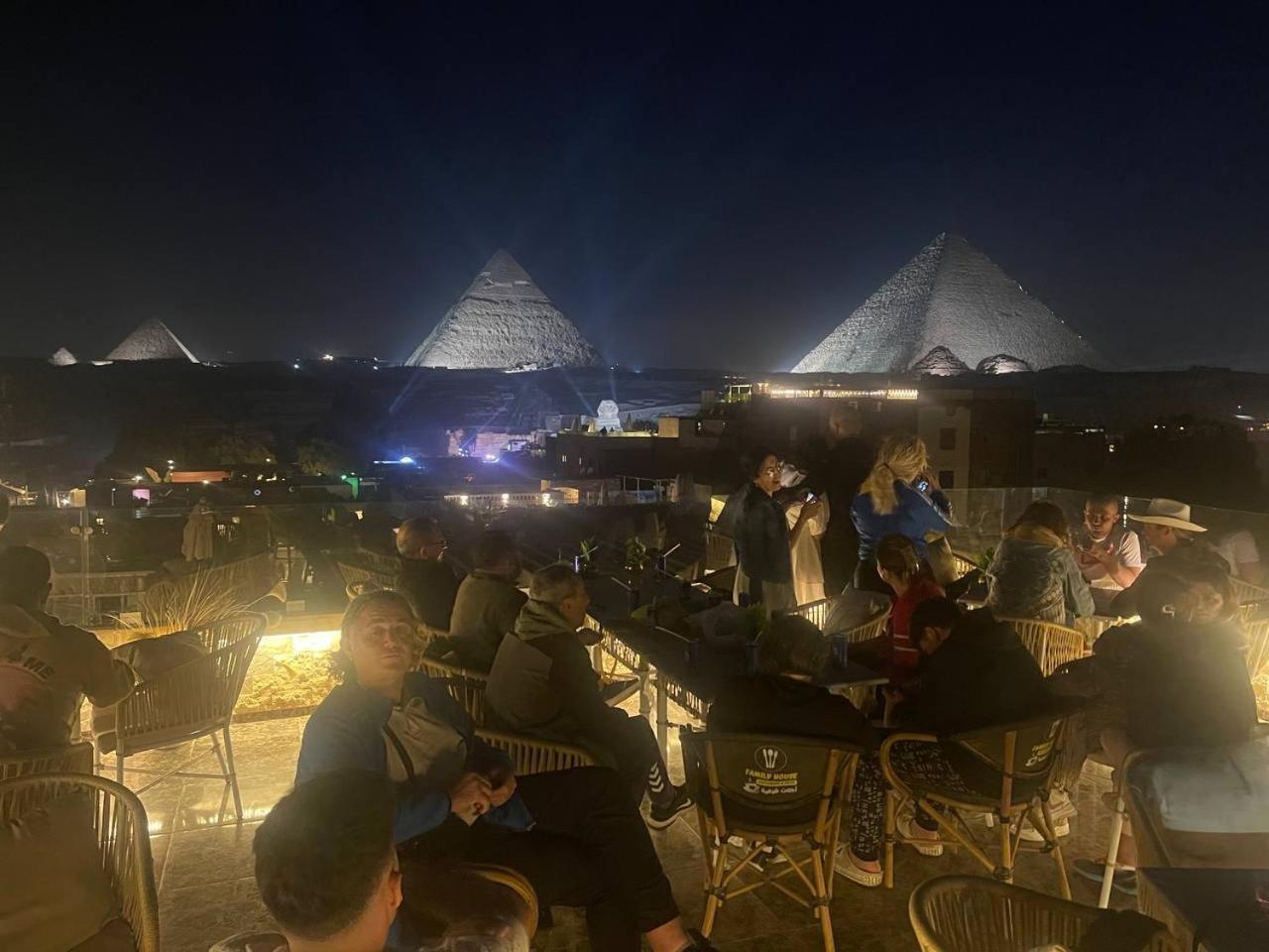 Pyramids And Sphinx Hotel Kafret el-Gabal Exterior foto